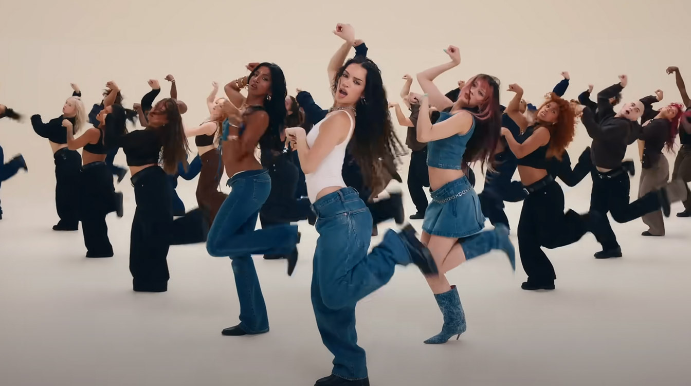 How Gap Just Schooled Everyone in Crisis Response Social Intelligence
